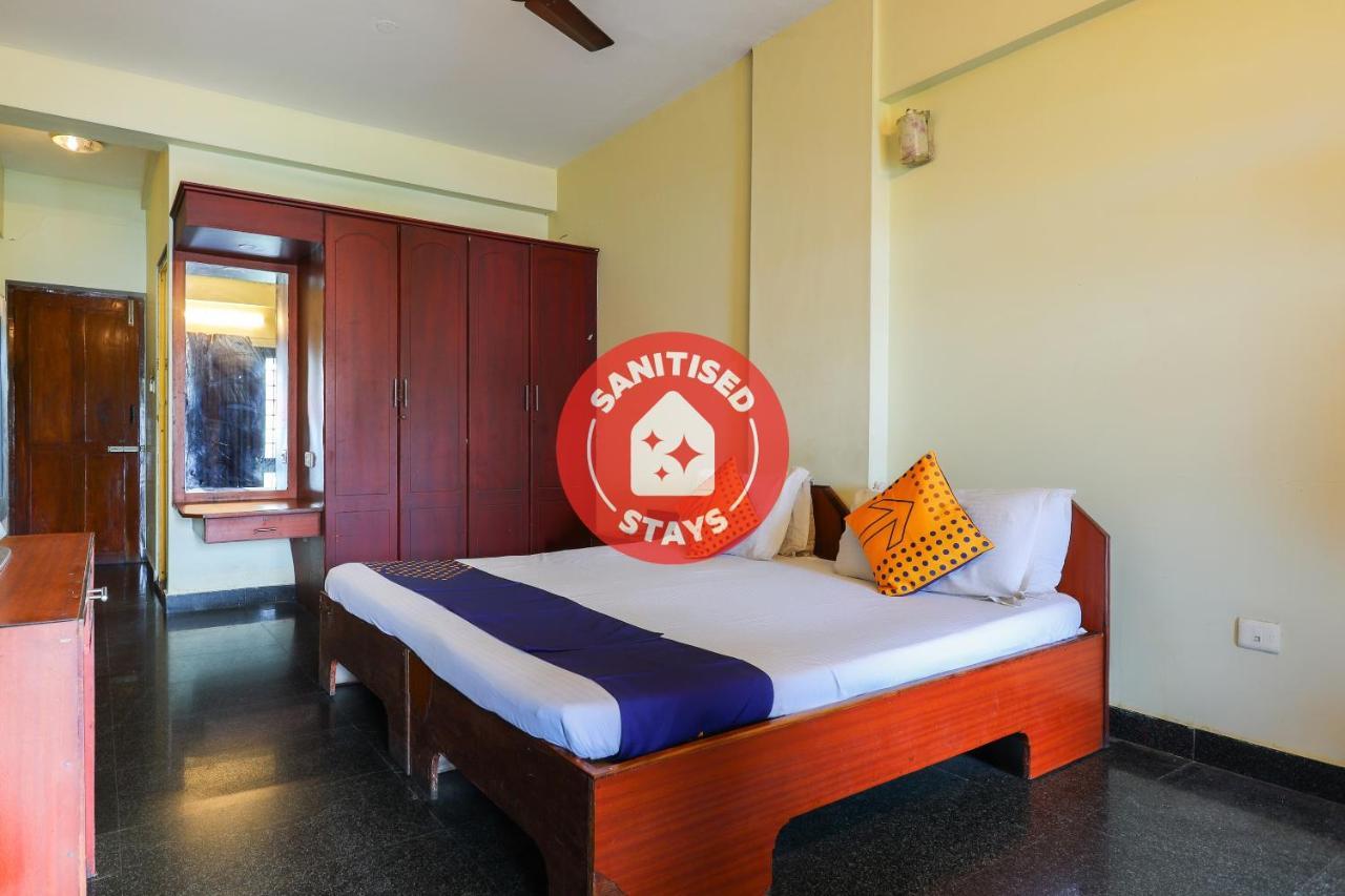 สปอต ออน 64230 คิลลี ทัวริสต์โฮม Hotel Thiruvananthapuram ภายนอก รูปภาพ