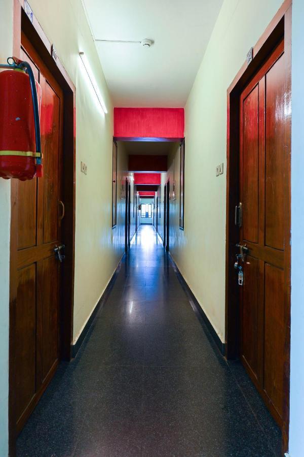 สปอต ออน 64230 คิลลี ทัวริสต์โฮม Hotel Thiruvananthapuram ภายนอก รูปภาพ